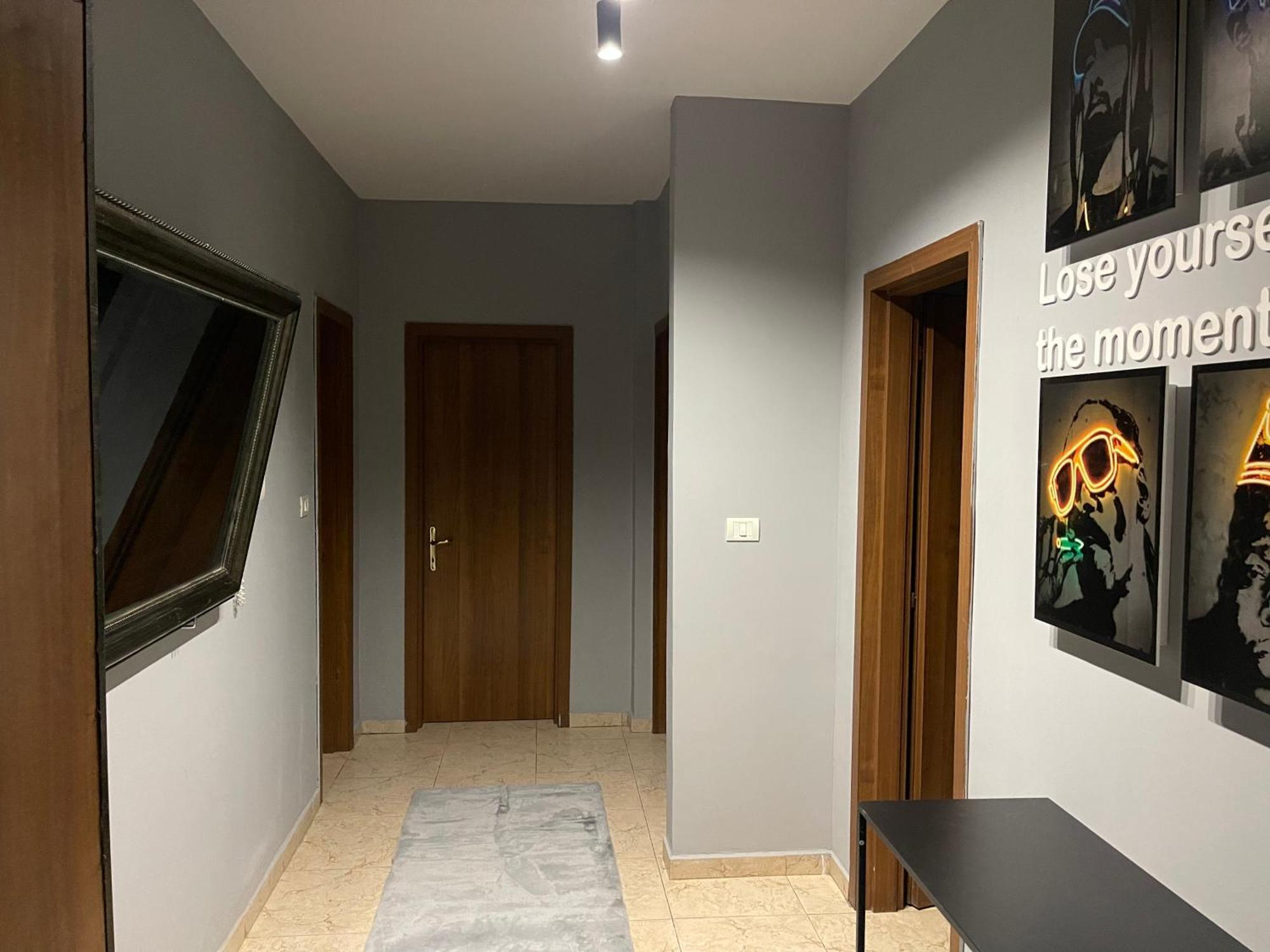 Super House 2 Blloku - 3 Rooms 地拉那 外观 照片